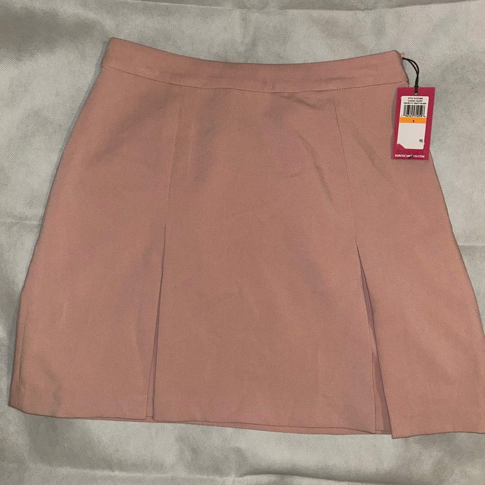 Vince Camuto pink pleated mini skirt NWT size small